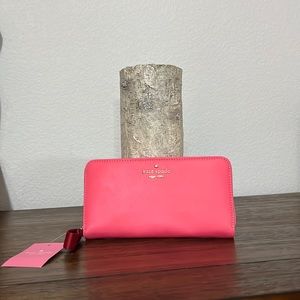 NWT Kate Spade Wallet